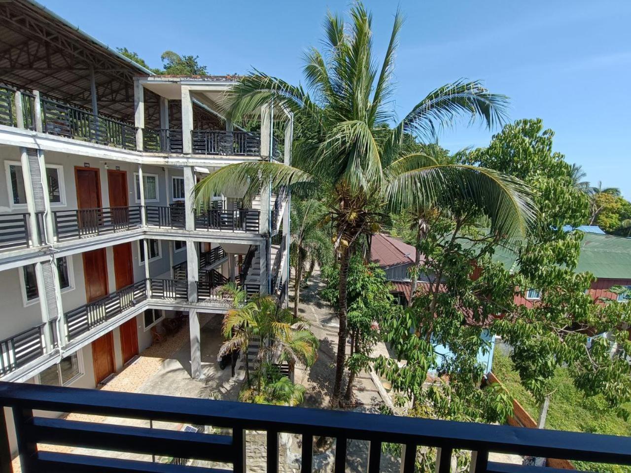Roomy Guesthouse Kaoh Touch المظهر الخارجي الصورة